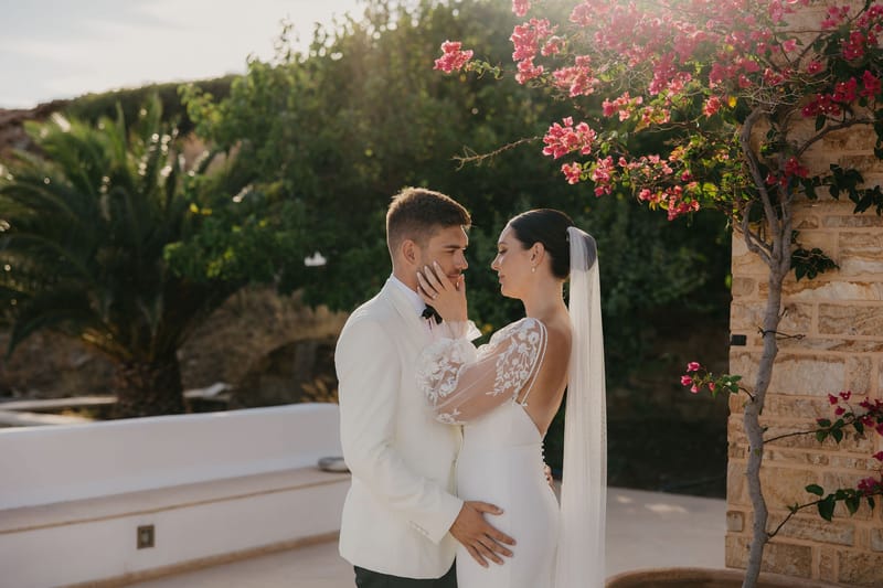 Rosie & Jordan Wedding in Ios Island