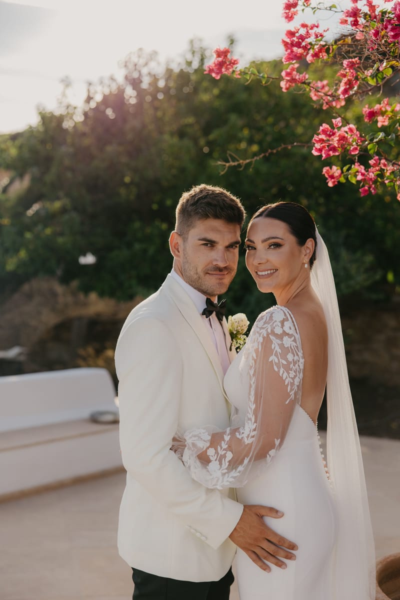 Rosie & Jordan Wedding in Ios Island