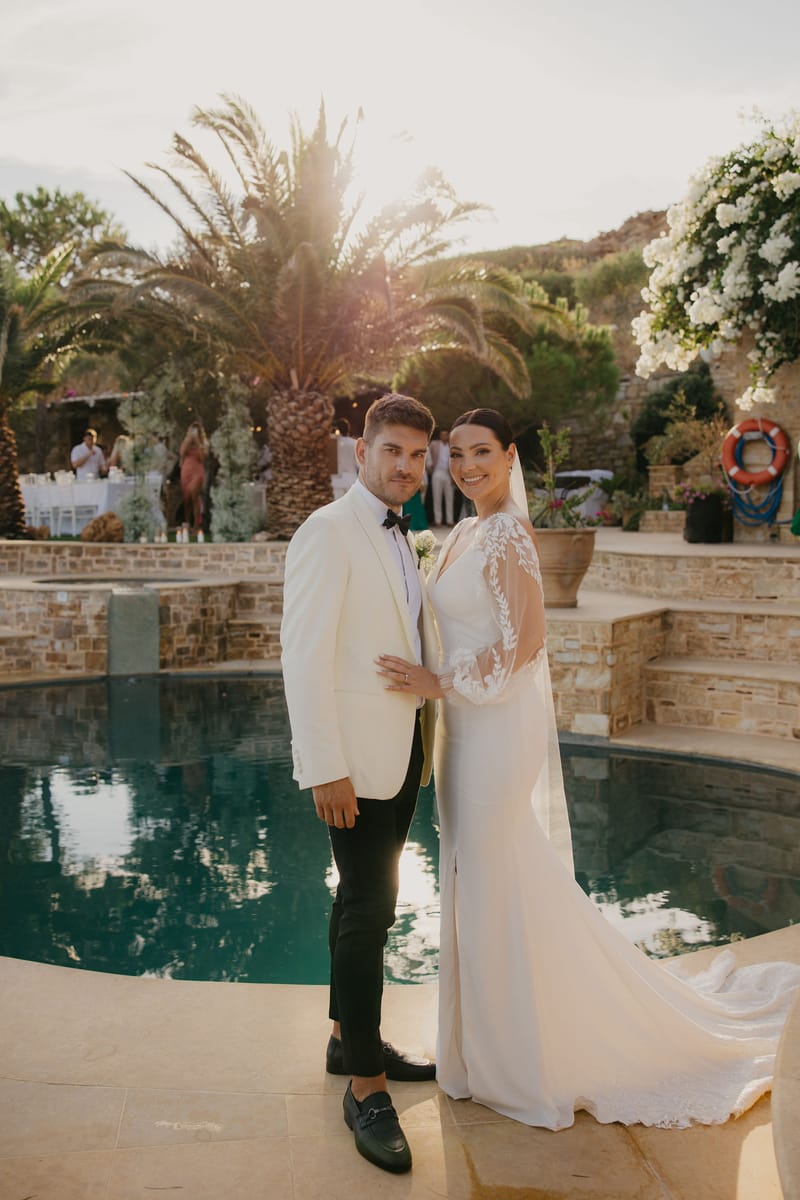 Rosie & Jordan Wedding in Ios Island