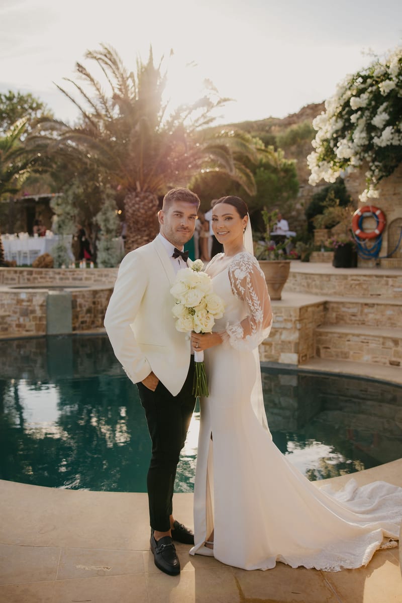 Rosie & Jordan Wedding in Ios Island