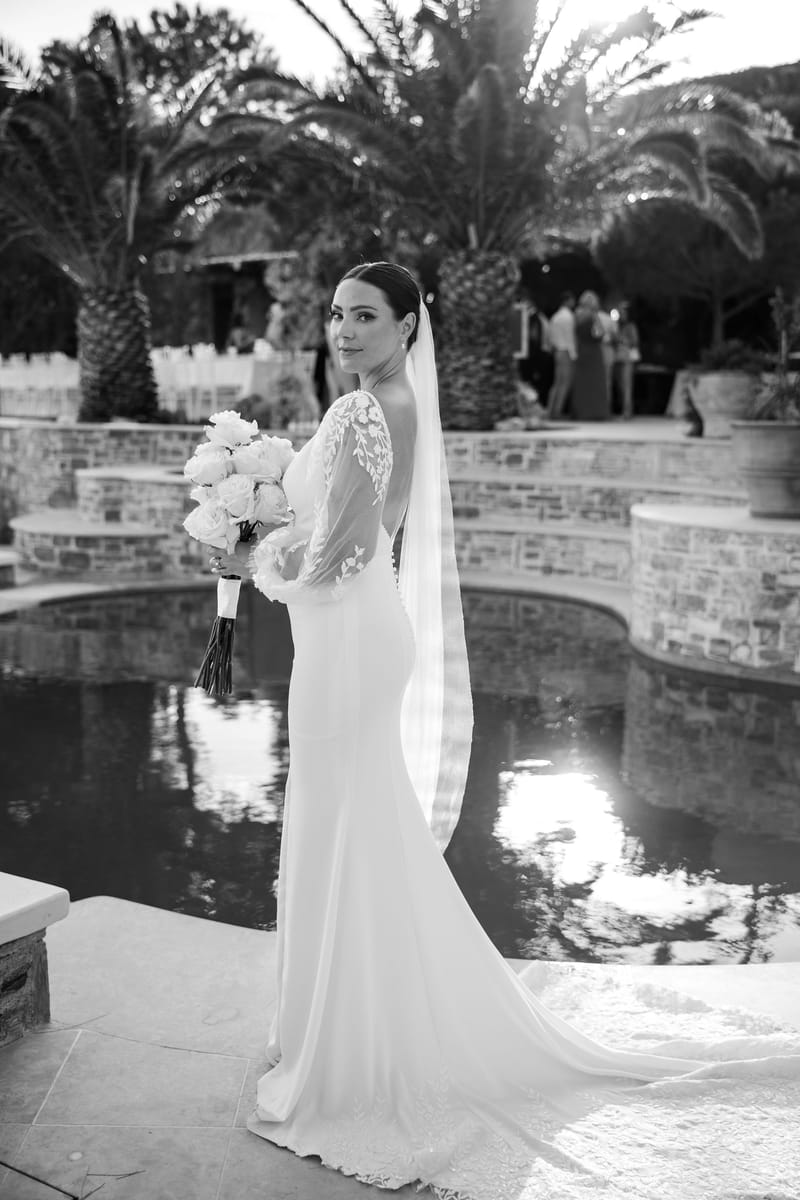 Rosie & Jordan Wedding in Ios Island