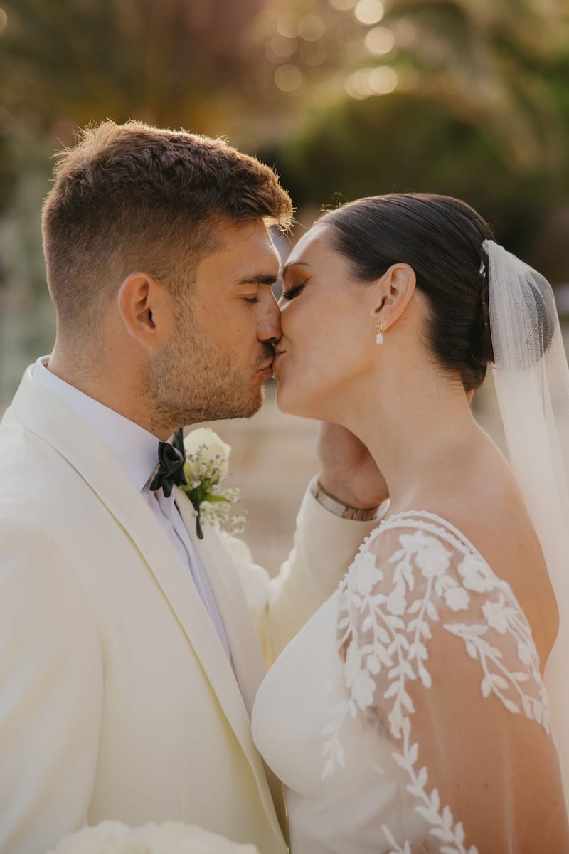 Rosie & Jordan Wedding in Ios Island