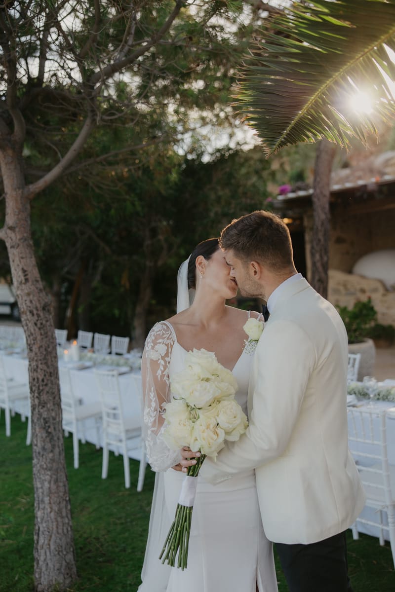 Rosie & Jordan Wedding in Ios Island