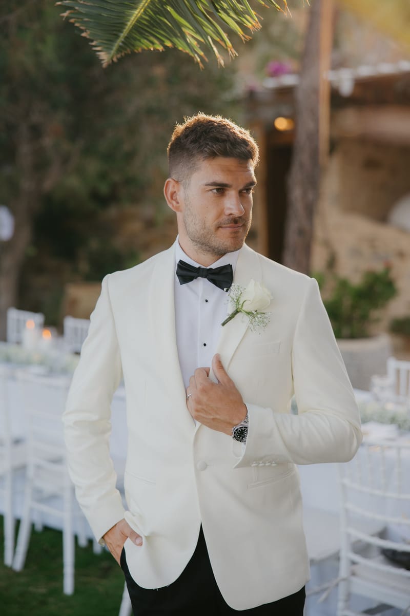 Rosie & Jordan Wedding in Ios Island