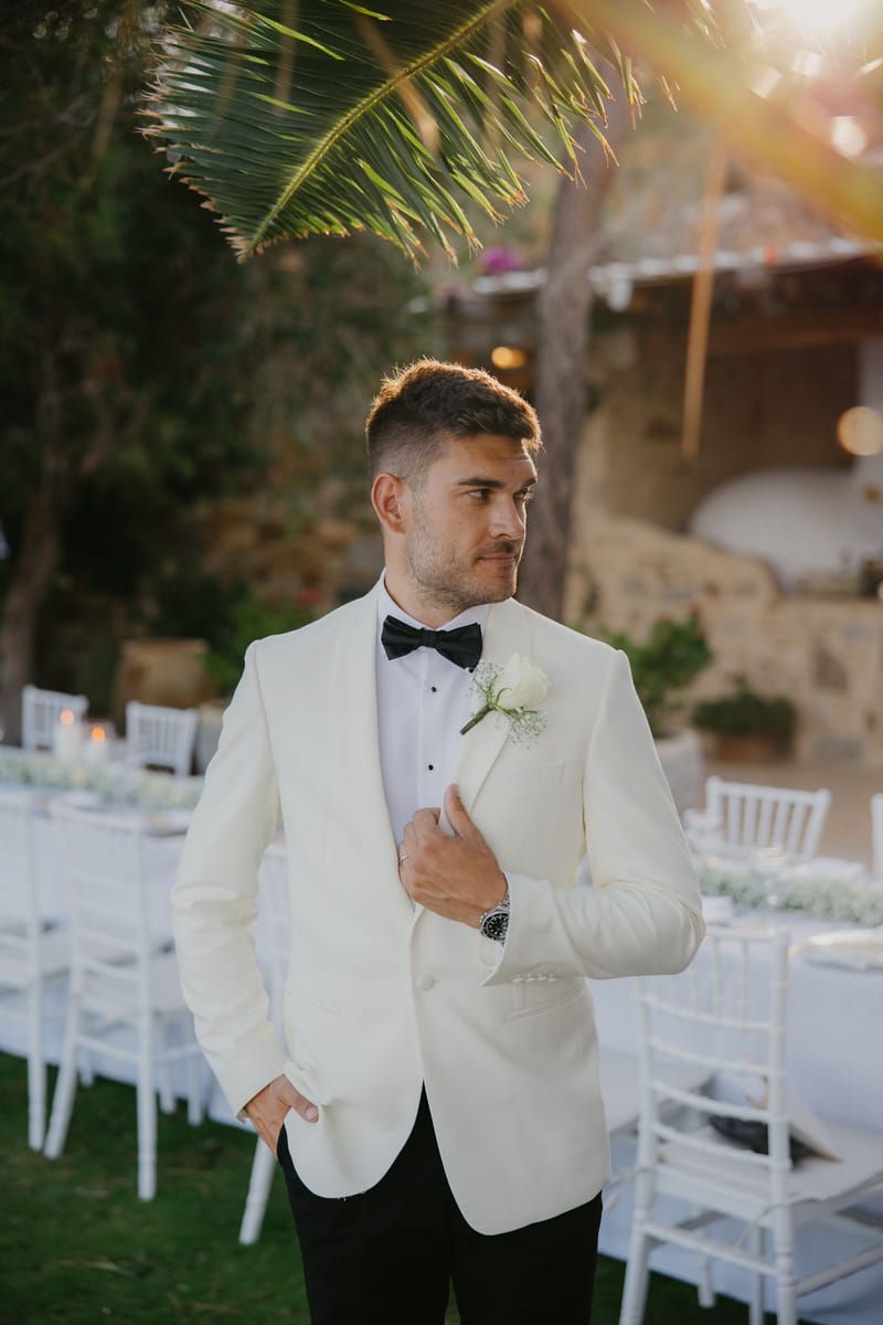 Rosie & Jordan Wedding in Ios Island