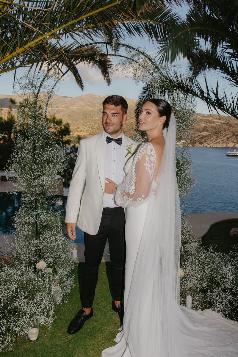 Rosie & Jordan Wedding in Ios Island