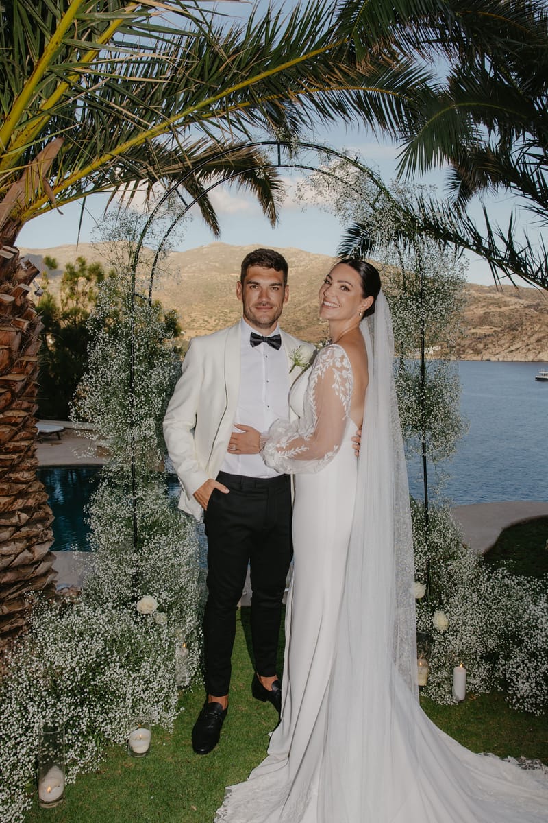 Rosie & Jordan Wedding in Ios Island