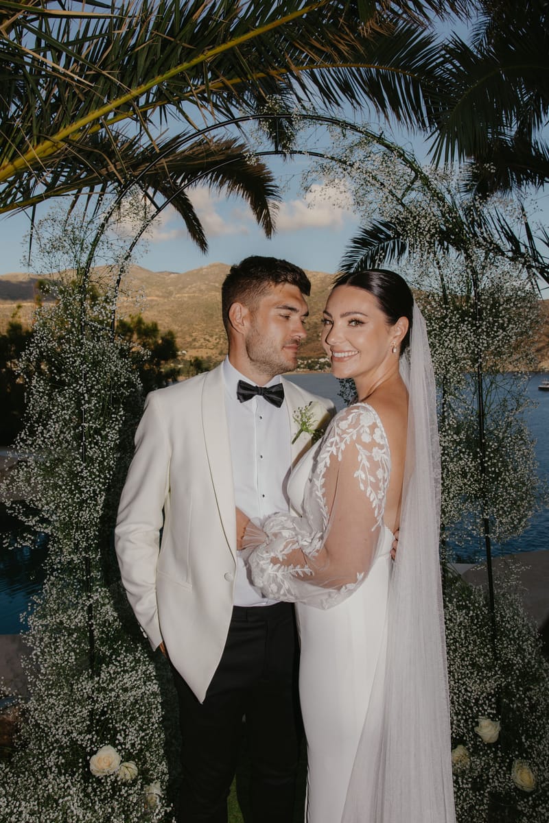 Rosie & Jordan Wedding in Ios Island