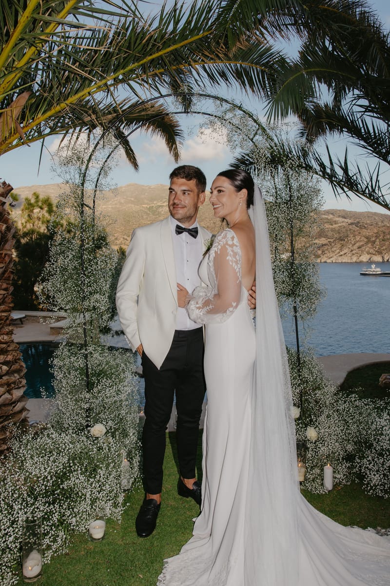 Rosie & Jordan Wedding in Ios Island