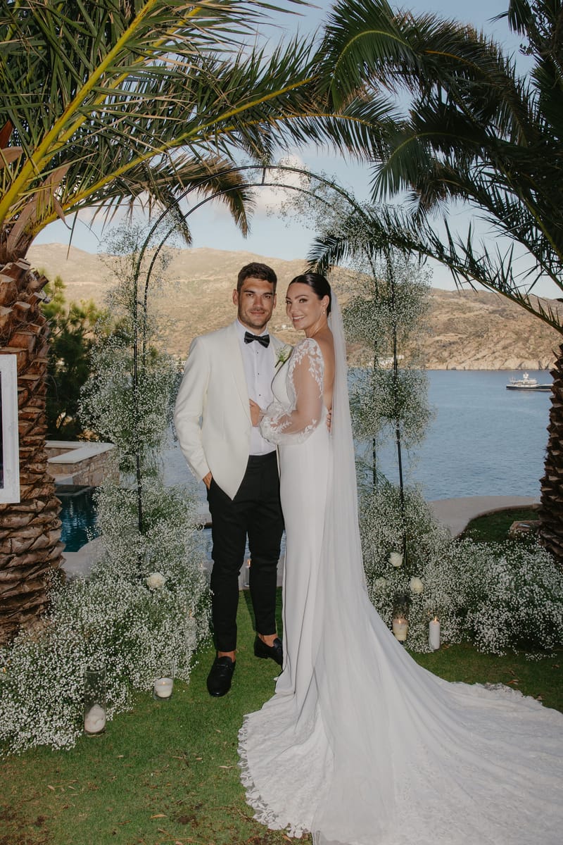 Rosie & Jordan Wedding in Ios Island