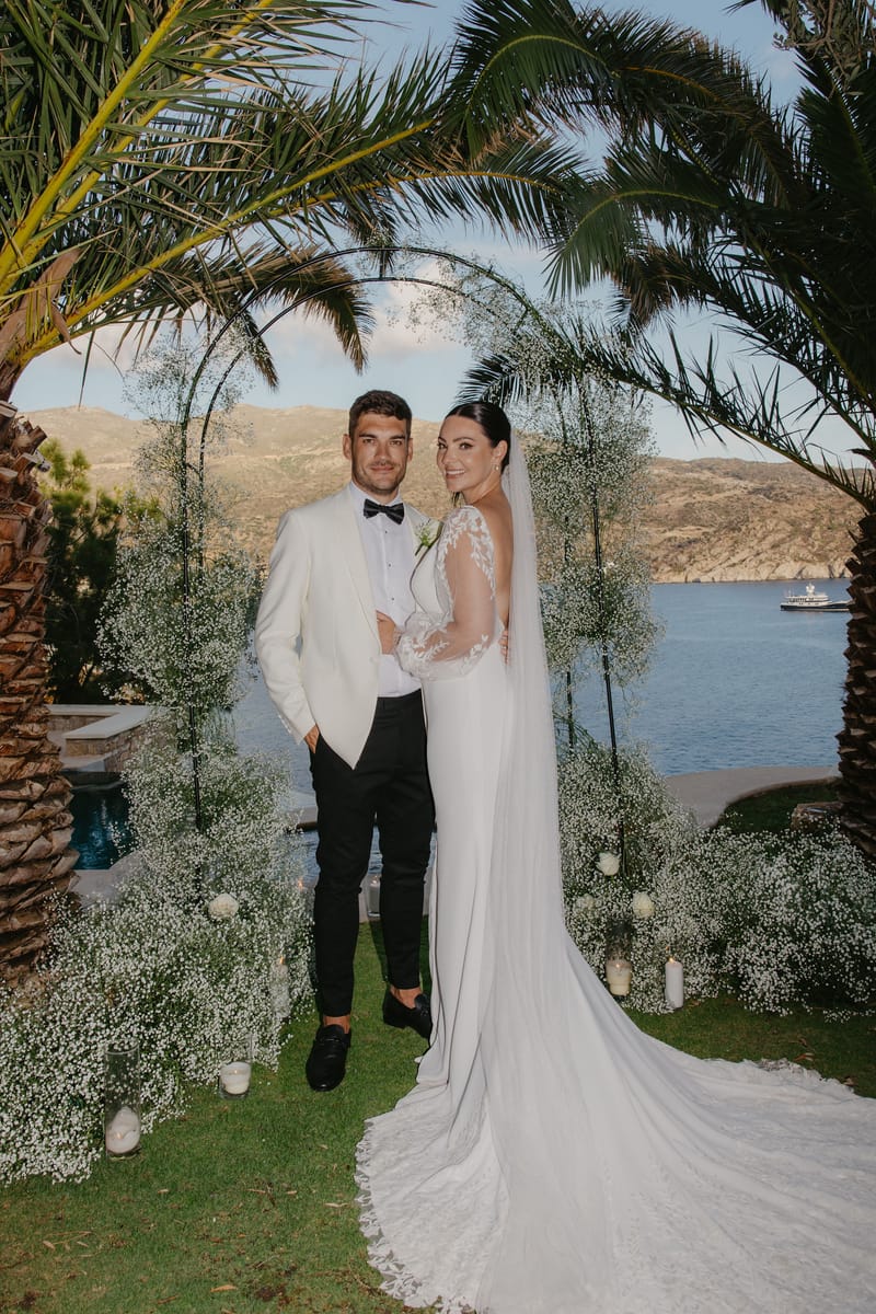 Rosie & Jordan Wedding in Ios Island