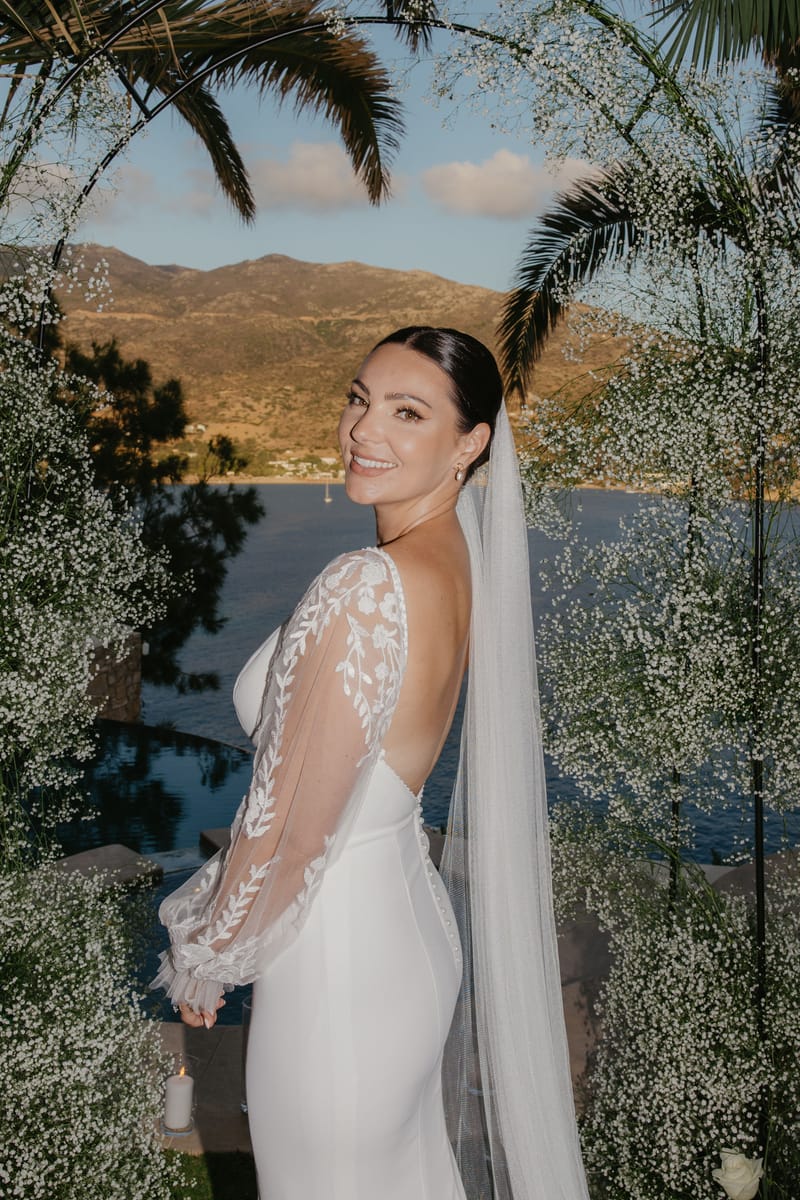 Rosie & Jordan Wedding in Ios Island