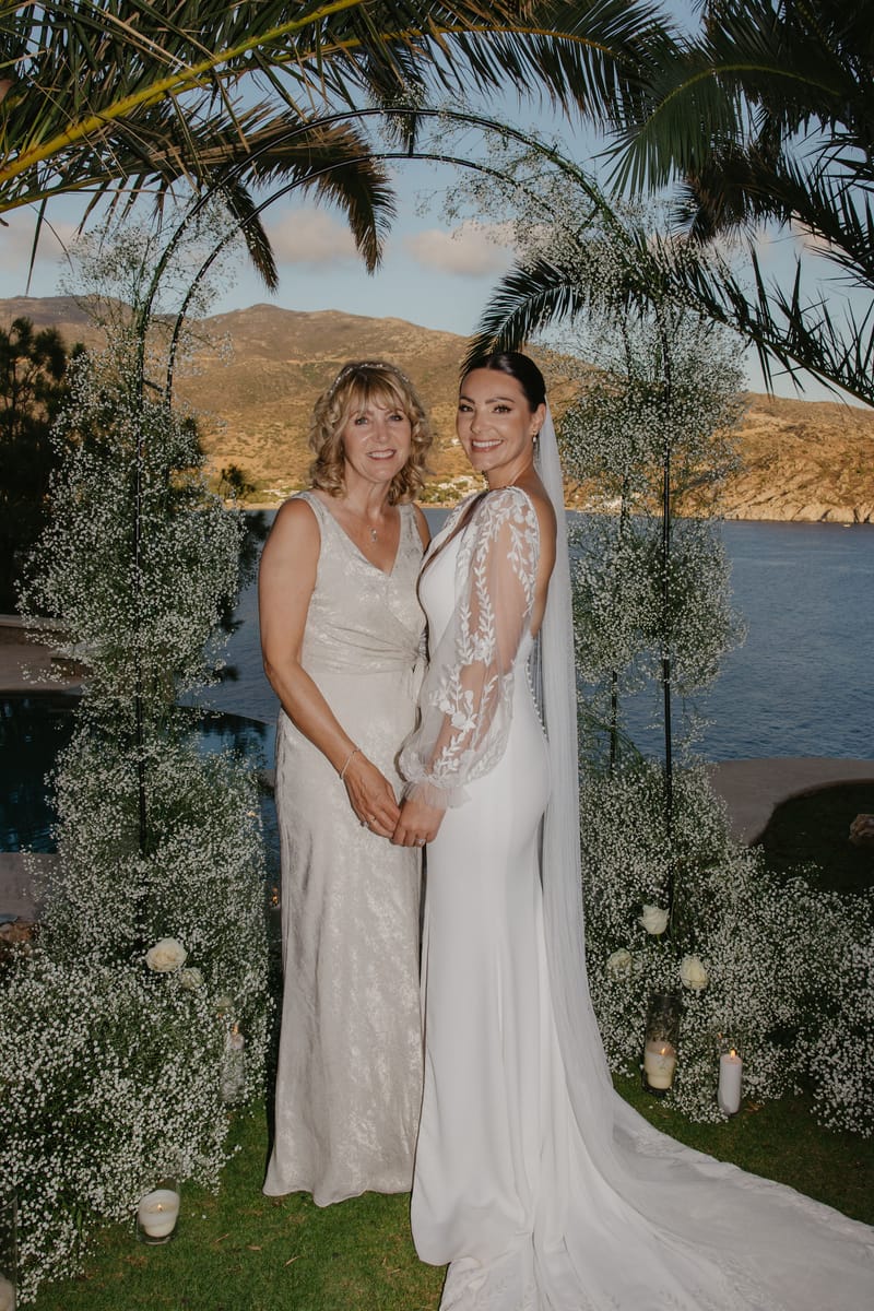 Rosie & Jordan Wedding in Ios Island