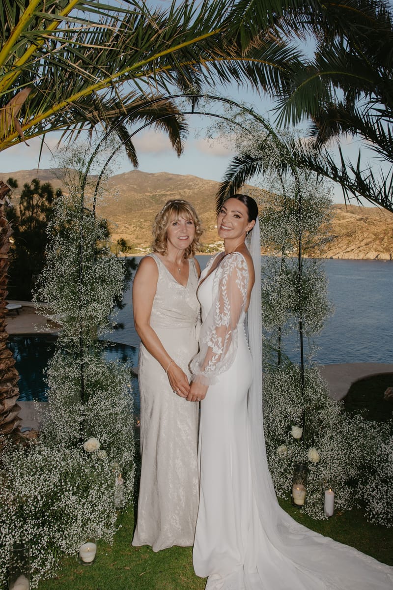 Rosie & Jordan Wedding in Ios Island