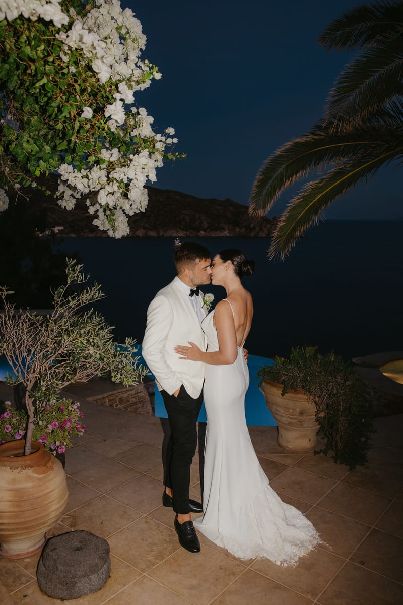 Rosie & Jordan Wedding in Ios Island