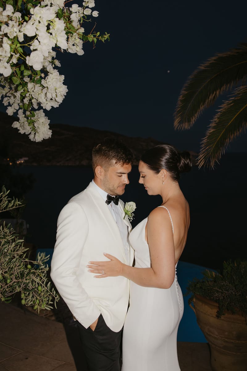 Rosie & Jordan Wedding in Ios Island