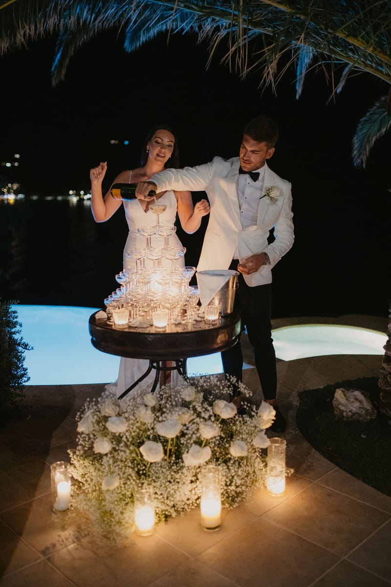 Rosie & Jordan Wedding in Ios Island