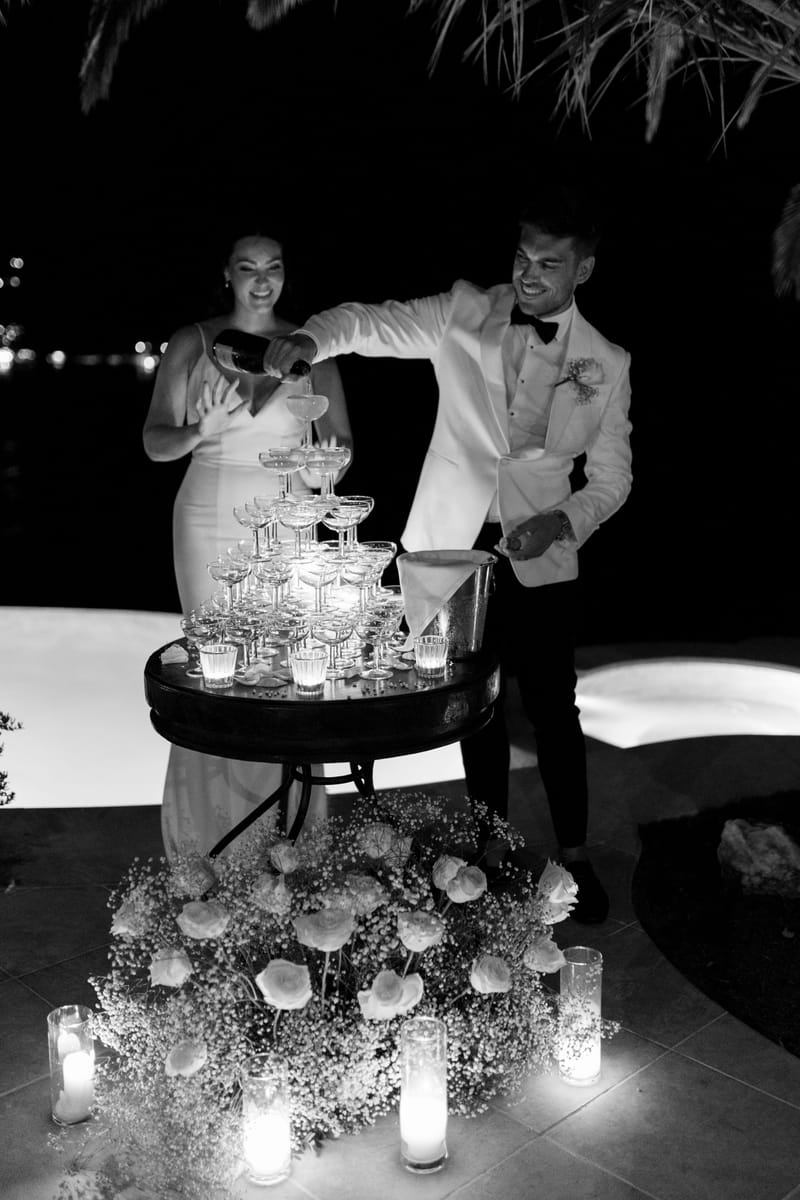 Rosie & Jordan Wedding in Ios Island