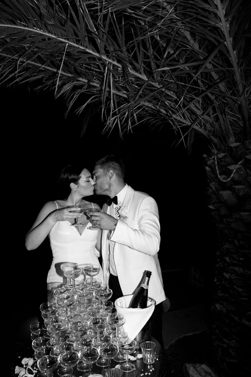 Rosie & Jordan Wedding in Ios Island