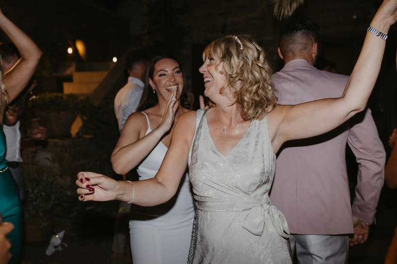 Rosie & Jordan Wedding in Ios Island