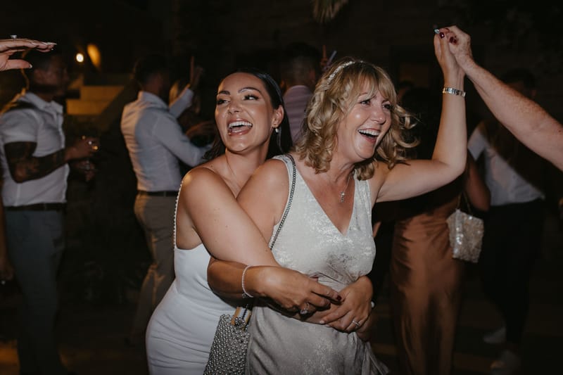 Rosie & Jordan Wedding in Ios Island