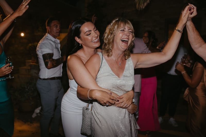 Rosie & Jordan Wedding in Ios Island