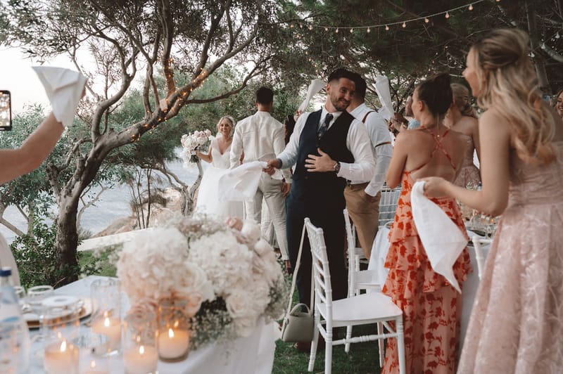 The dinner and toasts