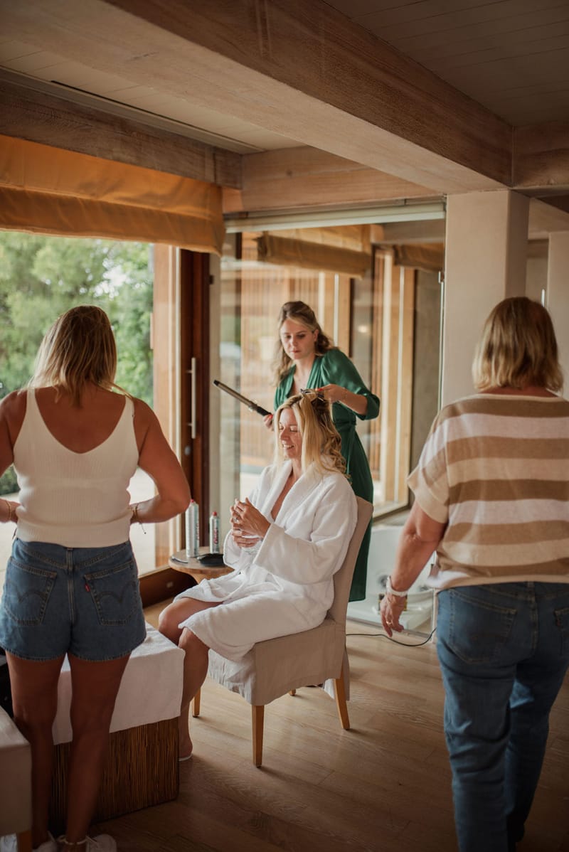 Isa & Regis Wedding in the Athenian Riviera