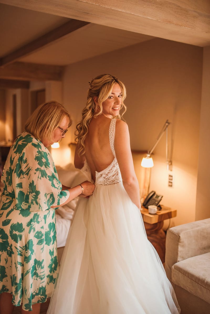 Isa & Regis Wedding in the Athenian Riviera