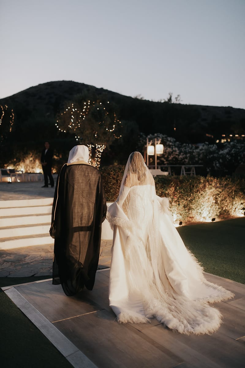 WEdding Cake and Party