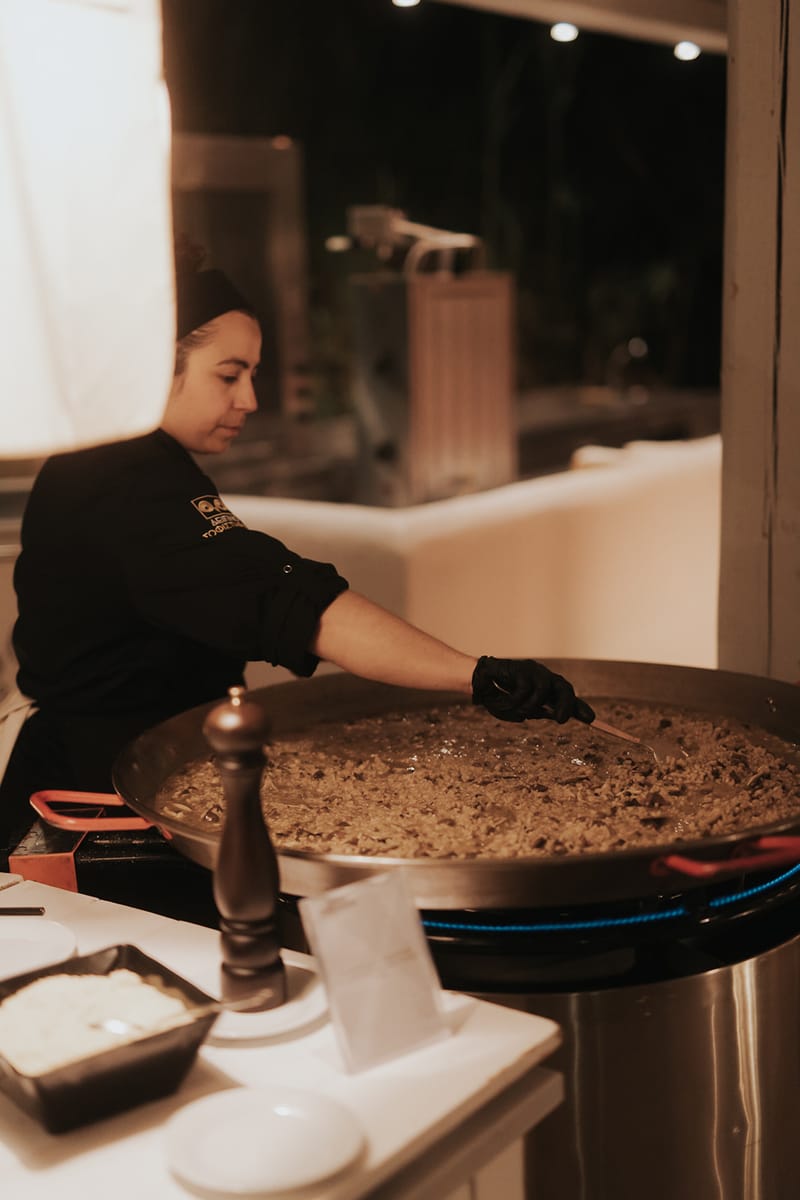 WEdding Cake and Party