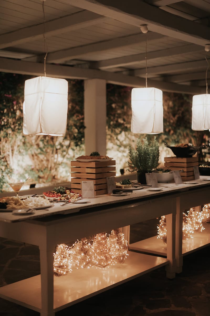 WEdding Cake and Party