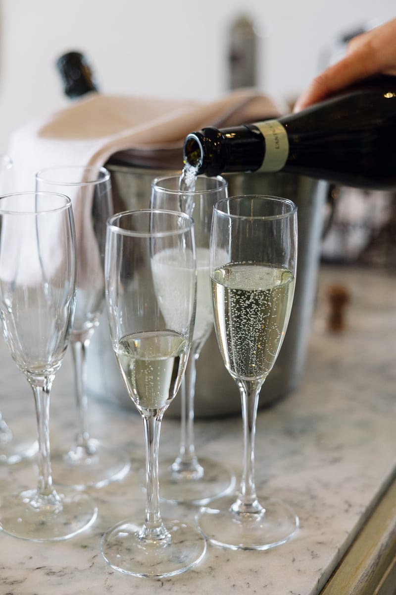 Lauren and Ioannis Wedding at the Gallery Venue of the Island Art and Taste venues in the Athenian Riviera