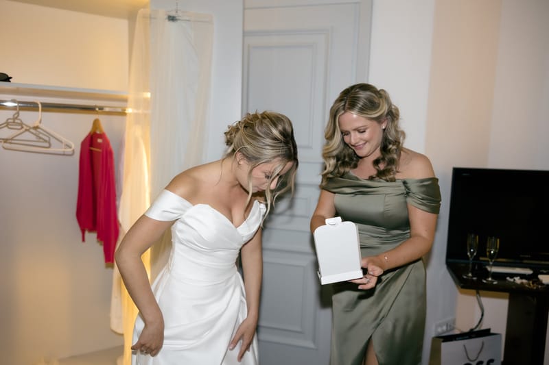 Lauren and Ioannis Wedding at the Gallery Venue of the Island Art and Taste venues in the Athenian Riviera