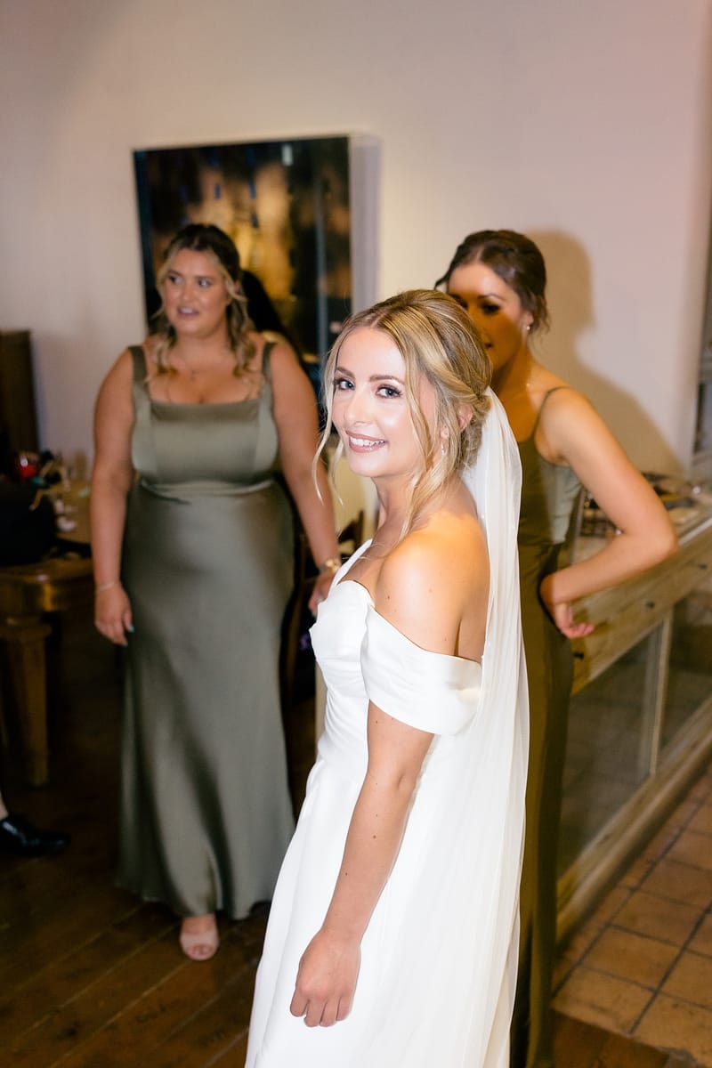 Lauren and Ioannis Wedding at the Gallery Venue of the Island Art and Taste venues in the Athenian Riviera