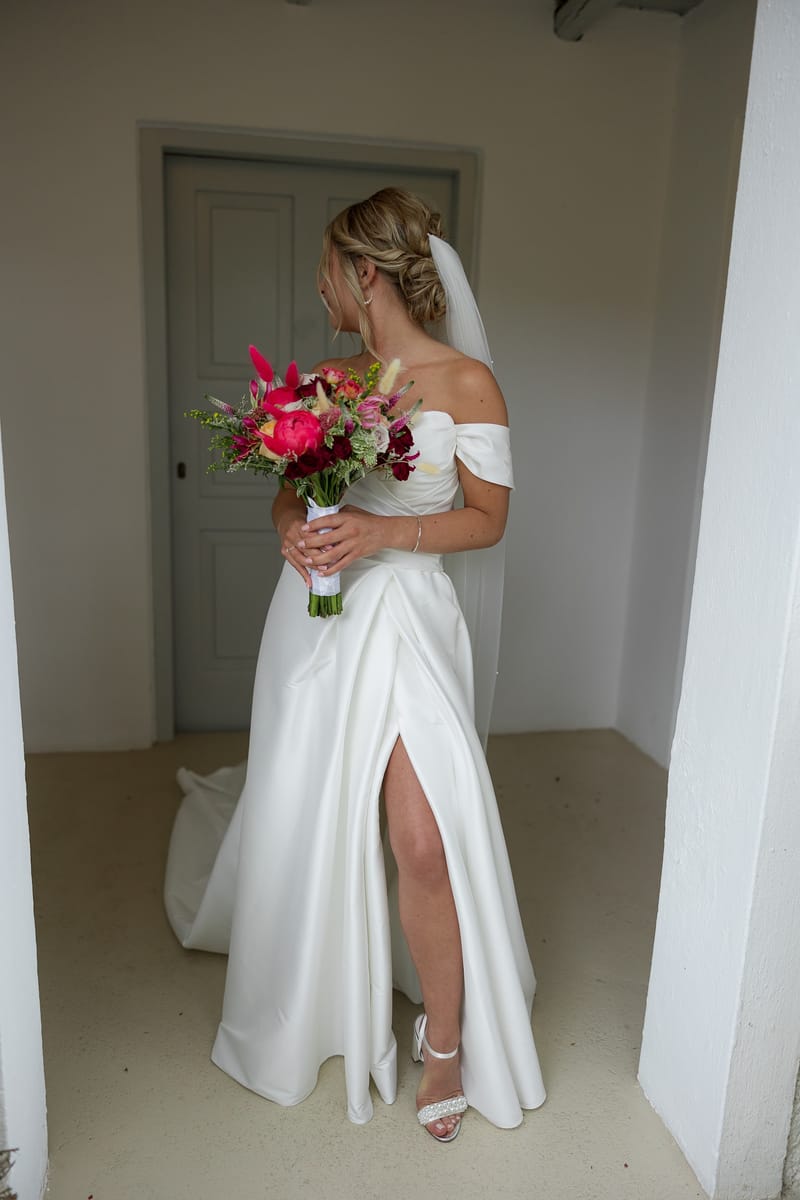 Lauren and Ioannis Wedding at the Gallery Venue of the Island Art and Taste venues in the Athenian Riviera