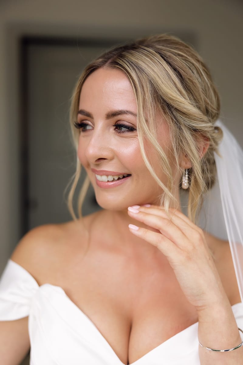 Lauren and Ioannis Wedding at the Gallery Venue of the Island Art and Taste venues in the Athenian Riviera