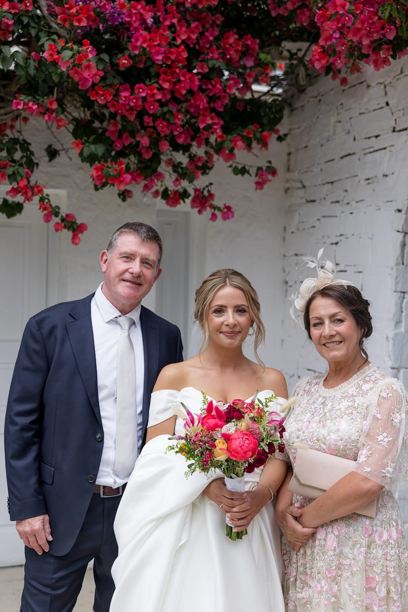 Lauren and Ioannis Wedding at the Gallery Venue of the Island Art and Taste venues in the Athenian Riviera