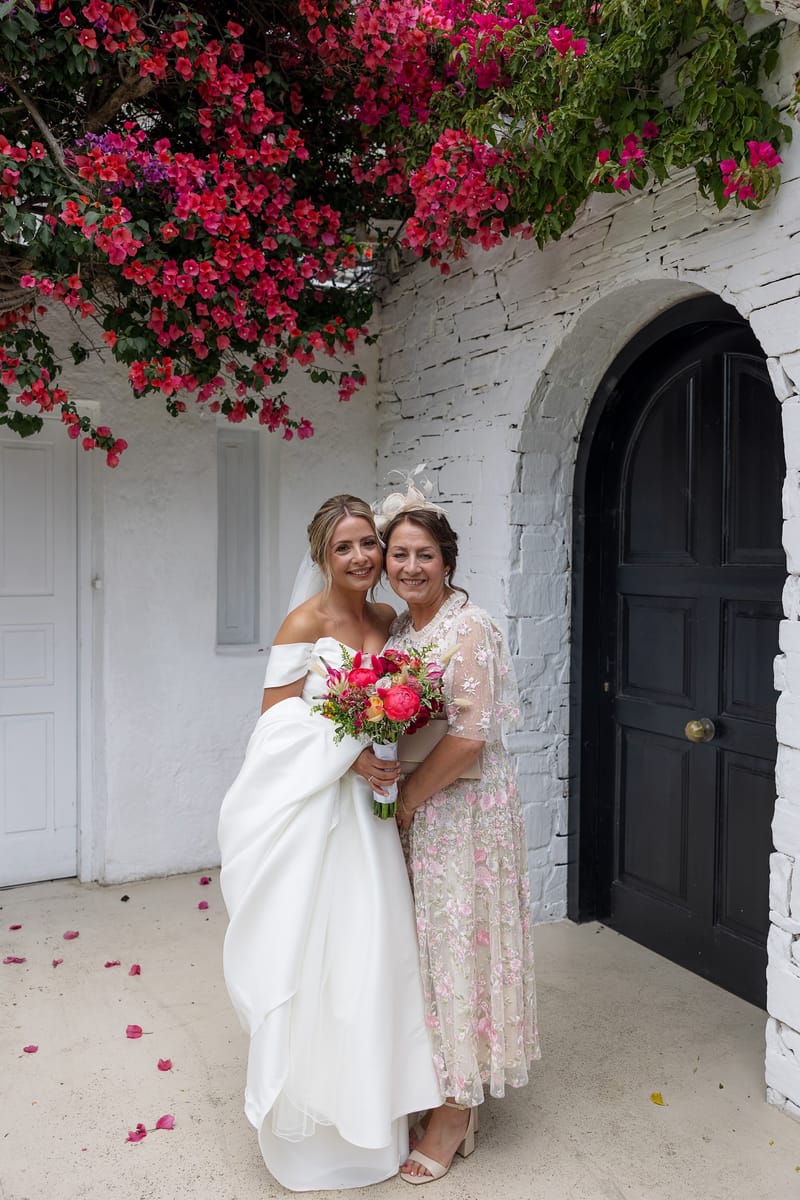 Lauren and Ioannis Wedding at the Gallery Venue of the Island Art and Taste venues in the Athenian Riviera