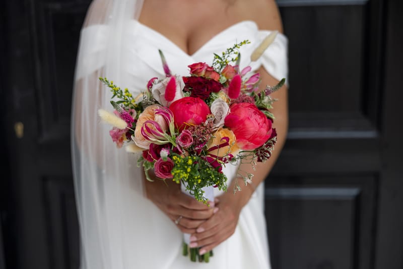 Lauren and Ioannis Wedding at the Gallery Venue of the Island Art and Taste venues in the Athenian Riviera