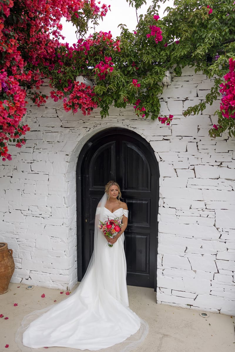 Lauren and Ioannis Wedding at the Gallery Venue of the Island Art and Taste venues in the Athenian Riviera