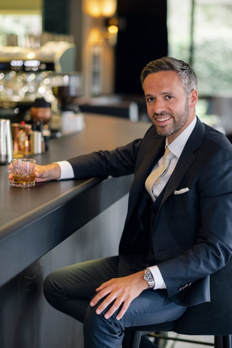 Lauren and Ioannis Wedding at the Gallery Venue of the Island Art and Taste venues in the Athenian Riviera