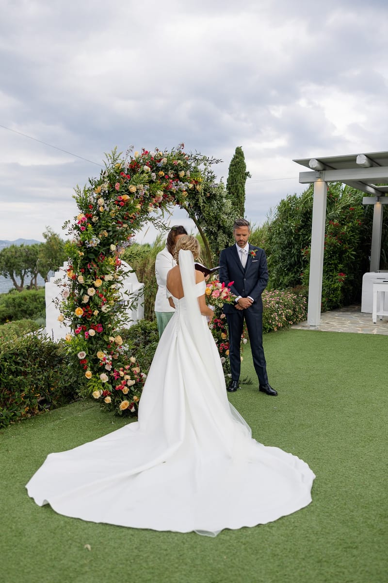 Lauren and Ioannis Wedding at the Gallery Venue of the Island Art and Taste venues in the Athenian Riviera