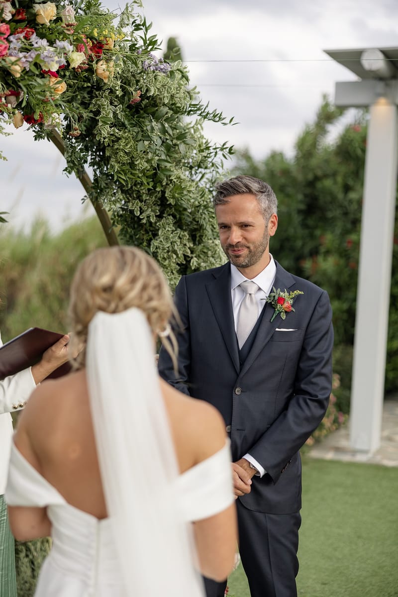 Lauren and Ioannis Wedding at the Gallery Venue of the Island Art and Taste venues in the Athenian Riviera