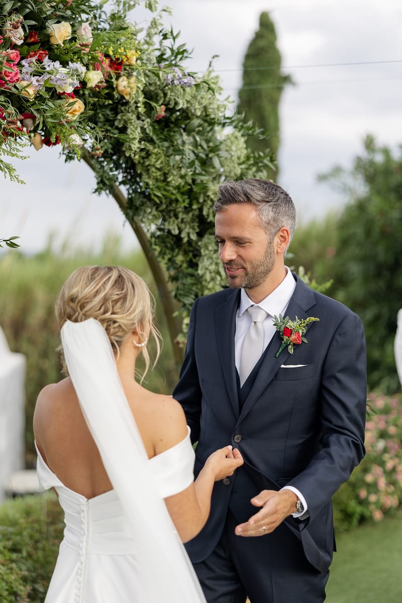 Lauren and Ioannis Wedding at the Gallery Venue of the Island Art and Taste venues in the Athenian Riviera