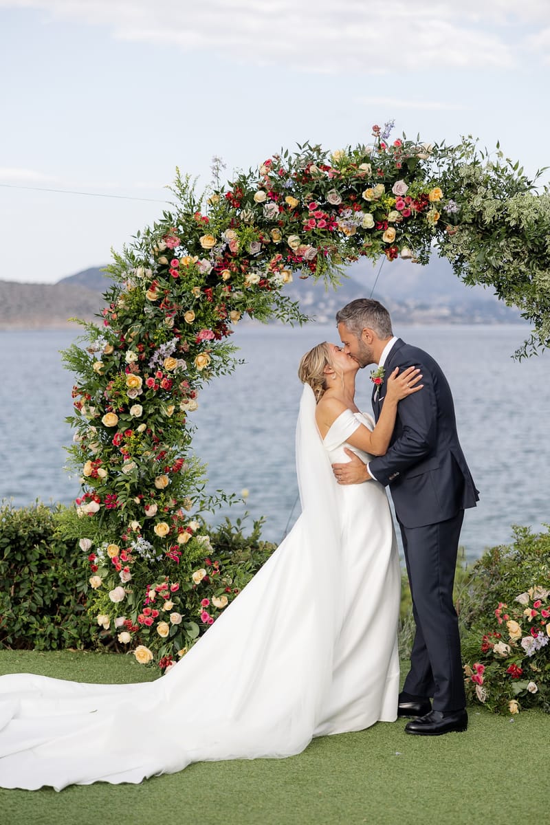 Lauren and Ioannis Wedding at the Gallery Venue of the Island Art and Taste venues in the Athenian Riviera