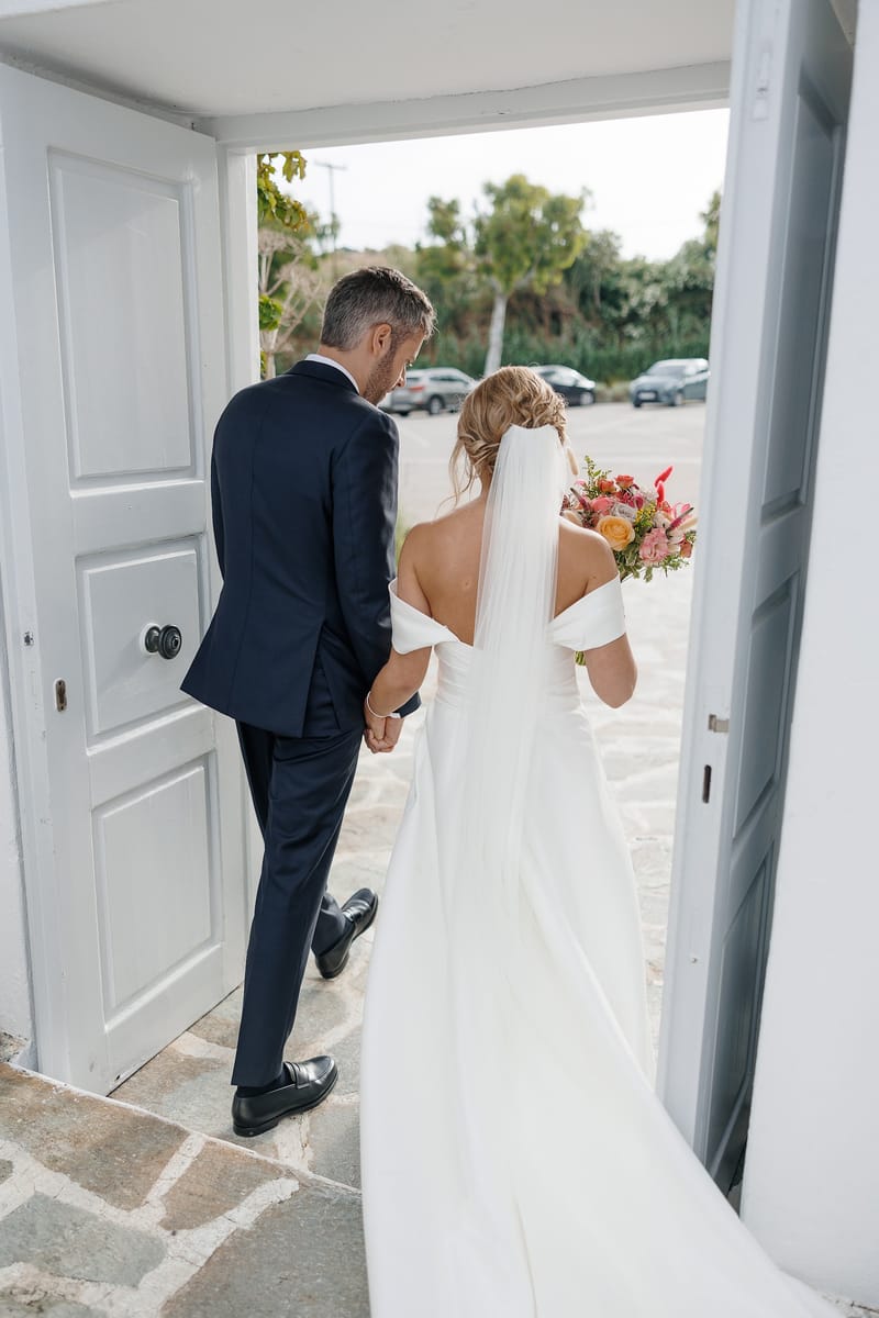 Lauren and Ioannis Wedding at the Gallery Venue of the Island Art and Taste venues in the Athenian Riviera