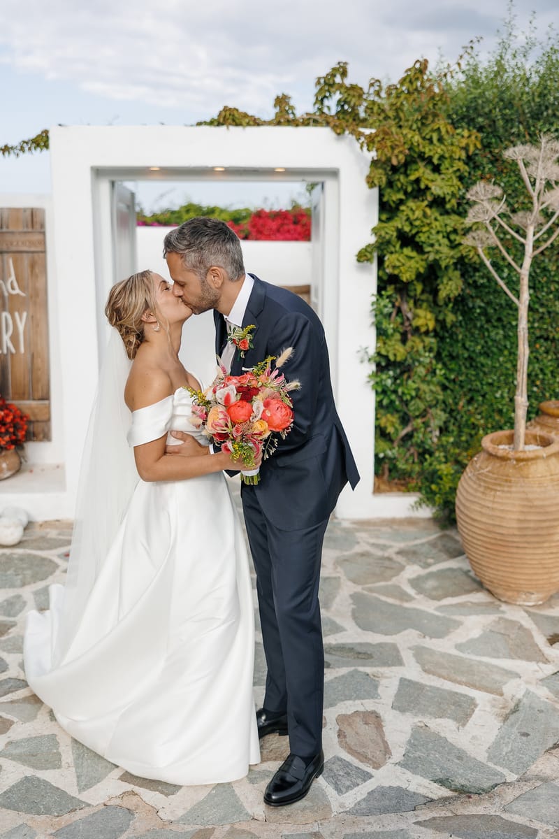 Lauren and Ioannis Wedding at the Gallery Venue of the Island Art and Taste venues in the Athenian Riviera