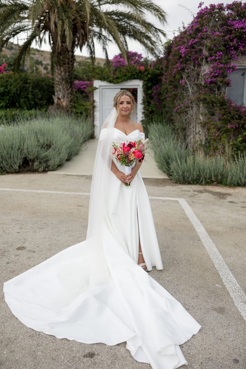 Lauren and Ioannis Wedding at the Gallery Venue of the Island Art and Taste venues in the Athenian Riviera