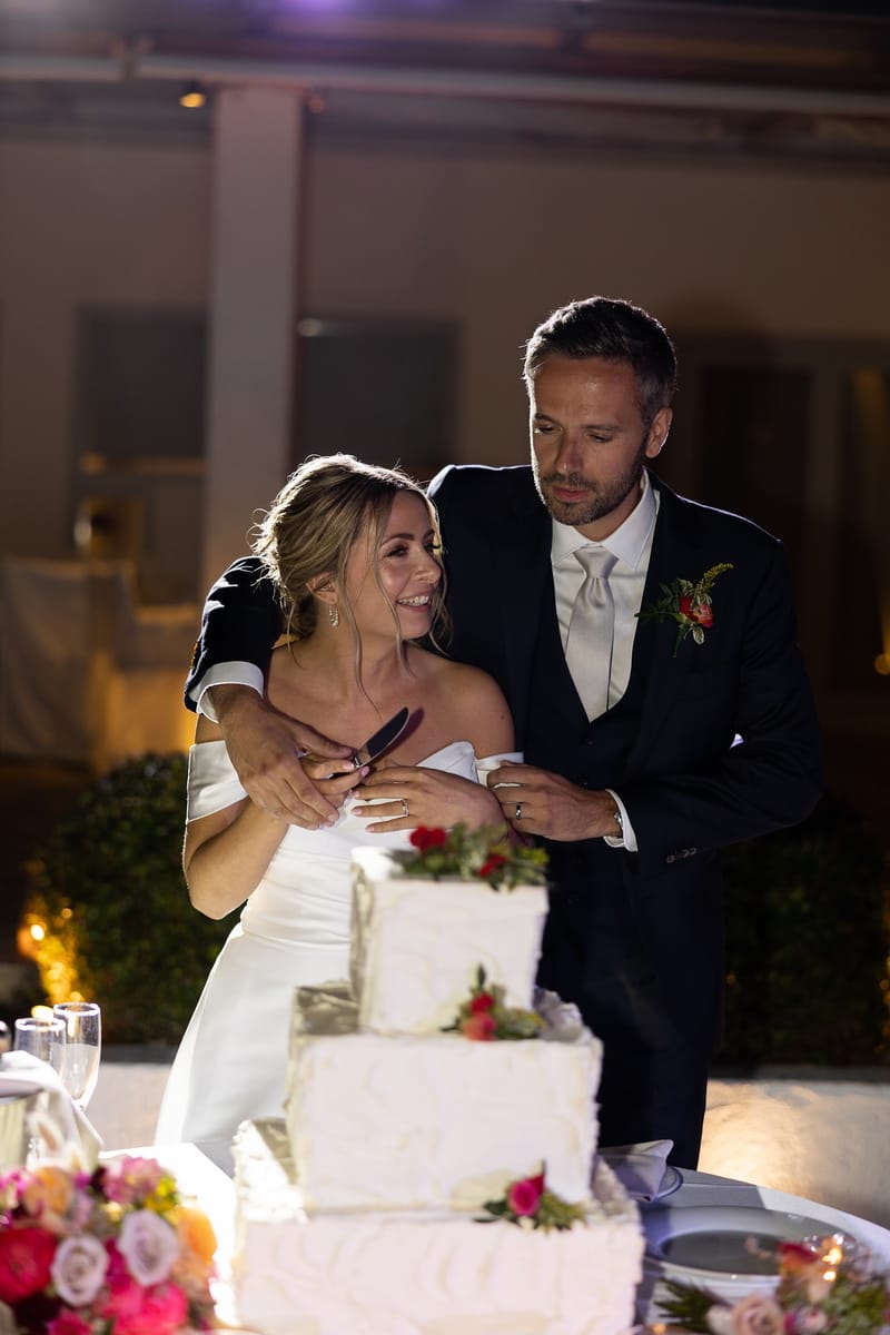 Lauren and Ioannis Wedding at the Gallery Venue of the Island Art and Taste venues in the Athenian Riviera